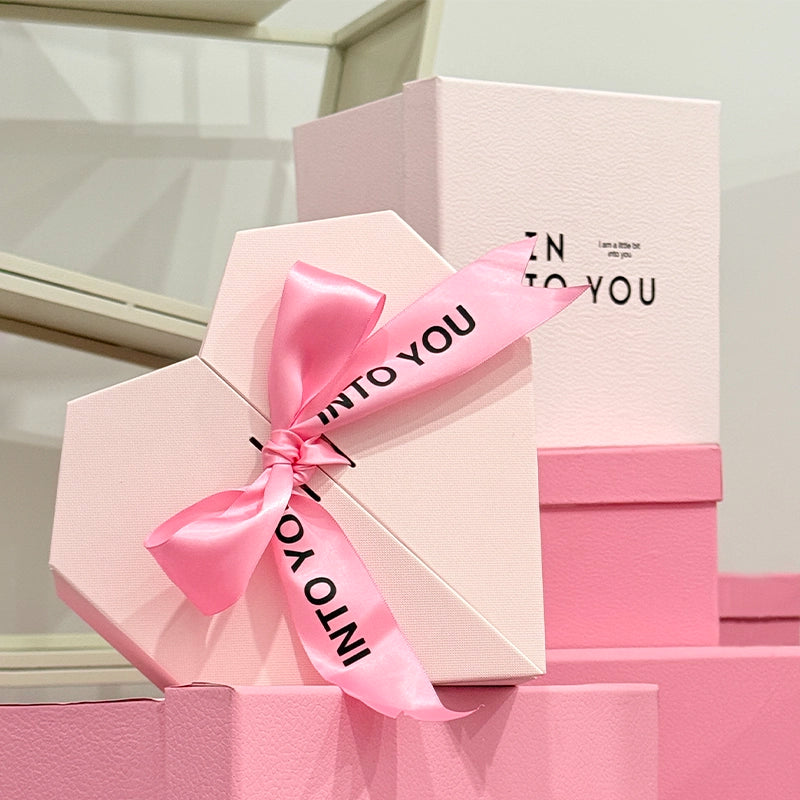 INTO YOU Pink Heart Gift Set 15pcs-INTO YOU Cosmetics